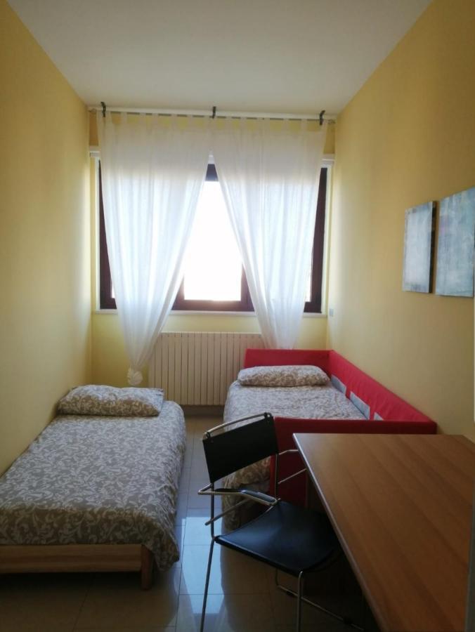 "La Casa Di Mariagrazia" Rooms Con Cucina Condivisa E Terrazza Саммикеле-ди-Бари Экстерьер фото