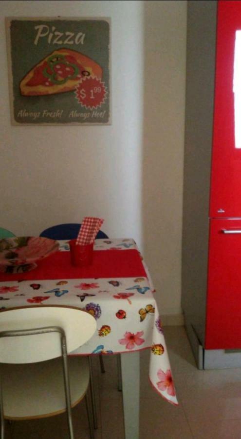 "La Casa Di Mariagrazia" Rooms Con Cucina Condivisa E Terrazza Саммикеле-ди-Бари Экстерьер фото