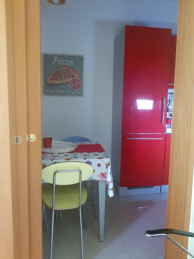 "La Casa Di Mariagrazia" Rooms Con Cucina Condivisa E Terrazza Саммикеле-ди-Бари Экстерьер фото