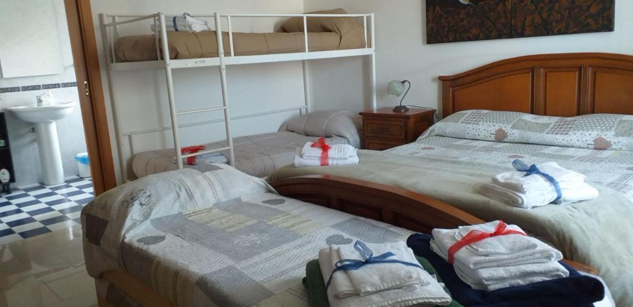 "La Casa Di Mariagrazia" Rooms Con Cucina Condivisa E Terrazza Саммикеле-ди-Бари Экстерьер фото